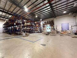 Airline House (D17), Warehouse #578705091